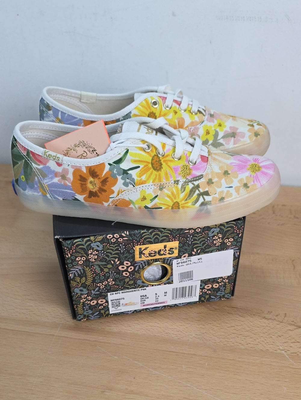 Keds Women 5 Floral Canvas Sneakers in Multi-Color